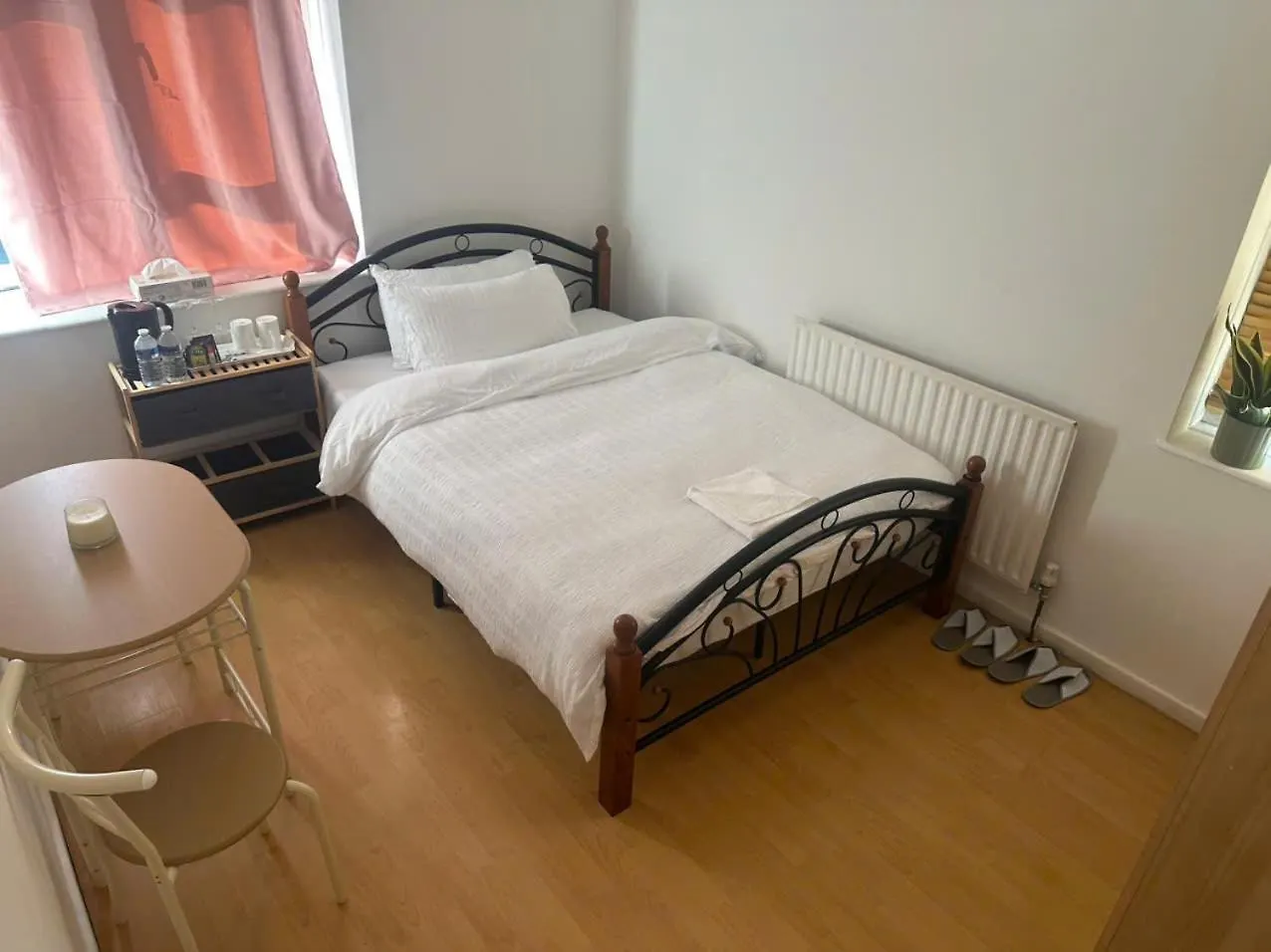Tran Uk Homestay London 0*,